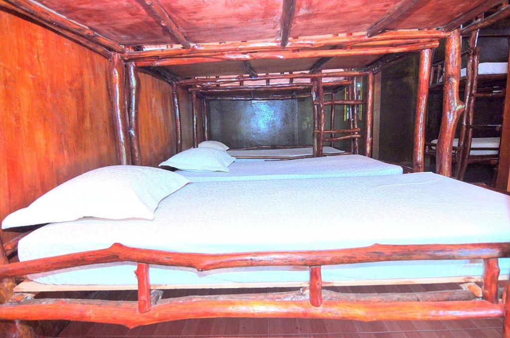 Lorent La Villa Padang  Esterno foto