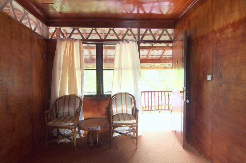 Lorent La Villa Padang  Esterno foto