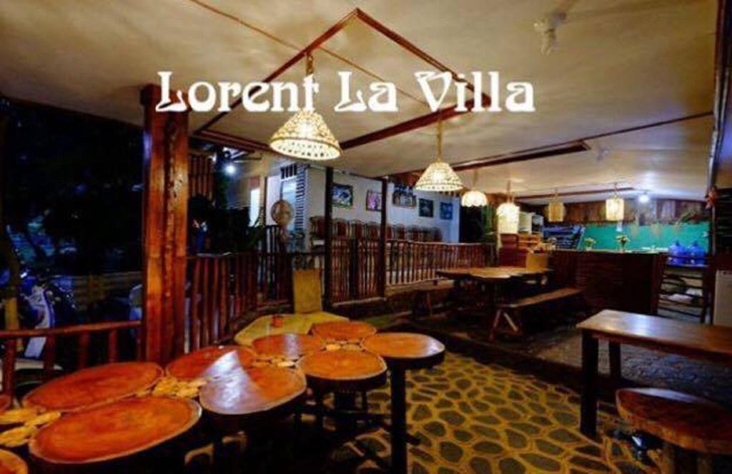 Lorent La Villa Padang  Esterno foto